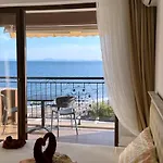и студия в комплекс акротирия Apartamento Nesebar