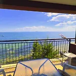 Apartamento и студия в комплекс акротирия