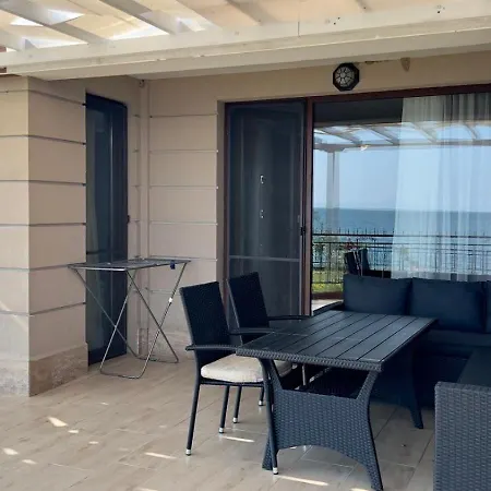 и студия в комплекс акротирия Apartament *