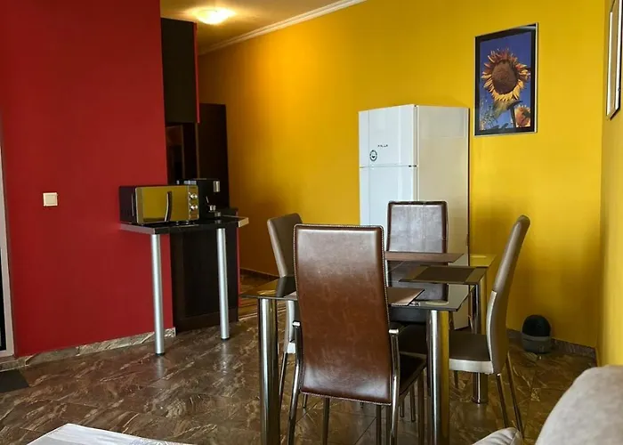 и студия в комплекс акротирия