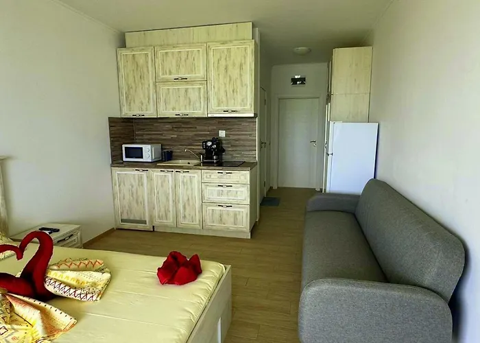 и студия в комплекс акротирия Apartament