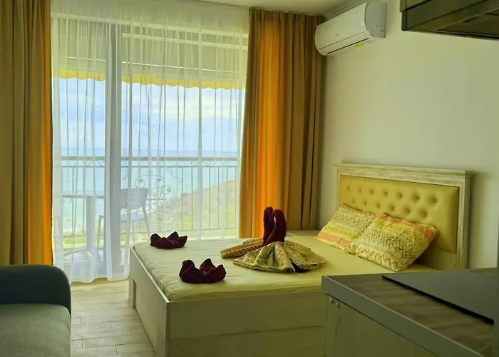 Apartament и студия в комплекс акротирия Nesebăr