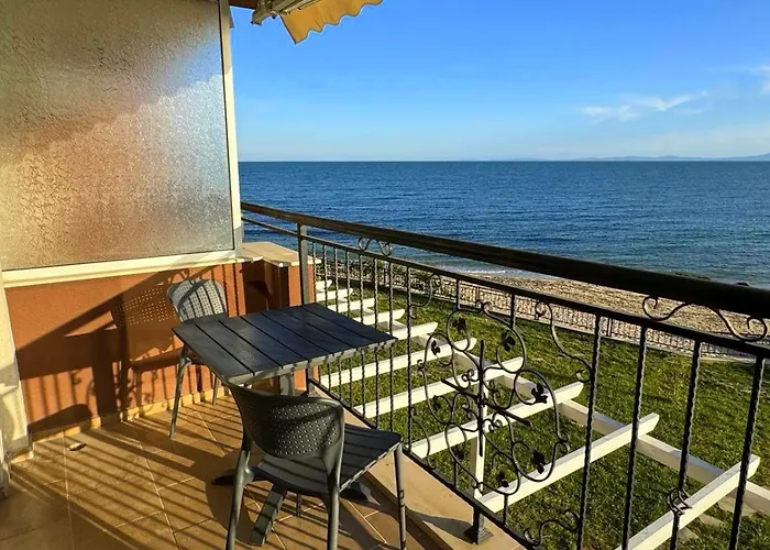 и студия в комплекс акротирия Apartament Nesebăr