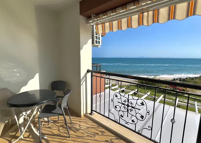 и студия в комплекс акротирия *