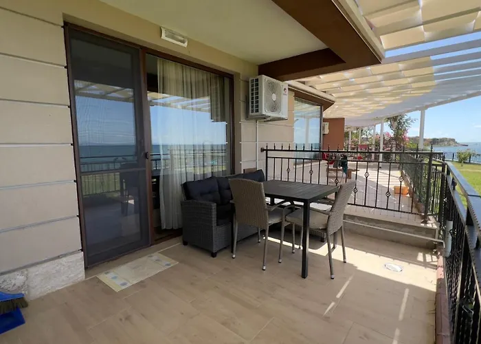 и студия в комплекс акротирия Apartament Nesebăr