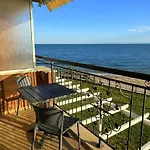 и студия в комплекс акротирия 公寓 内塞伯尔