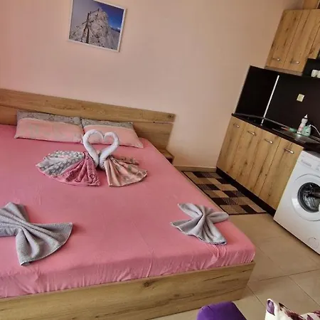 и студия в комплекс акротирия Appartamento *