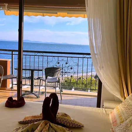 Apartment и студия в комплекс акротирия *