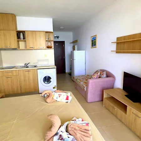 и студия в комплекс акротирия Nessebar