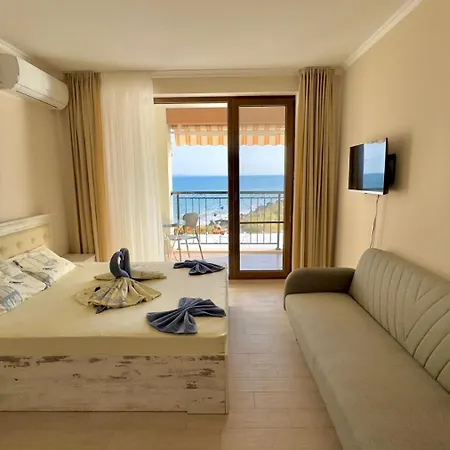 и студия в комплекс акротирия * Nessebar