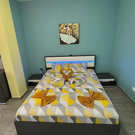 דירה и студия в комплекс акротирия נסבר