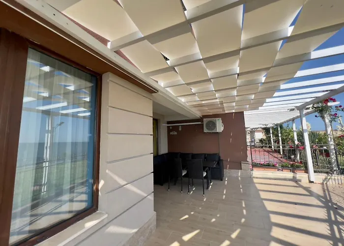 и студия в комплекс акротирия Несебър