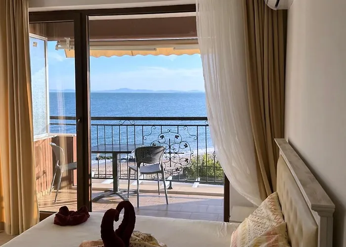 и студия в комплекс акротирия Апартамент Несебър