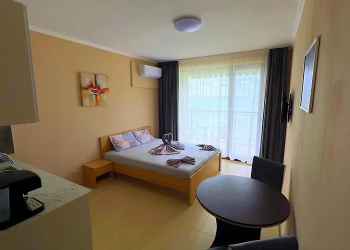 и студия в комплекс акротирия Appartement